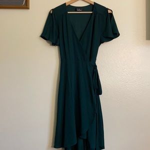 Lulu’s Emerald Midi Wrap Dress